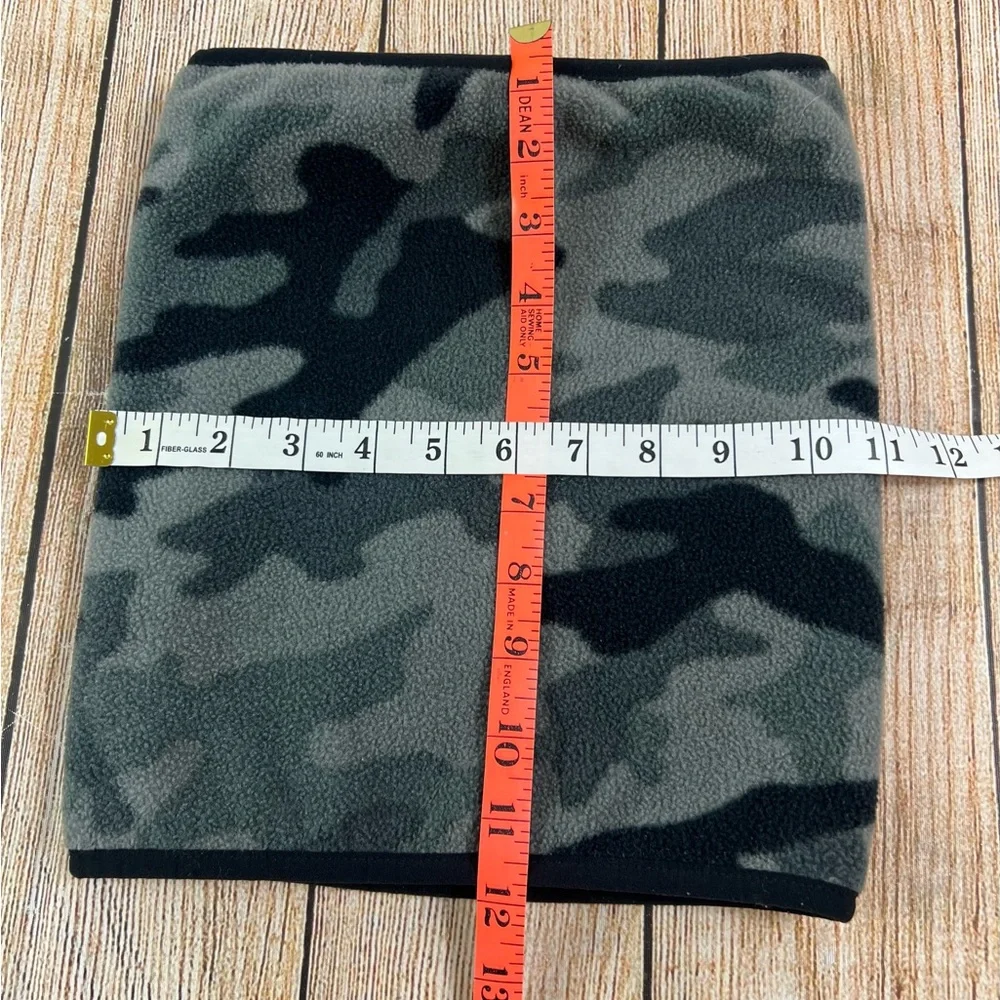 Columbia Frosty Trail Neck Gaiter Cover Ski Snowboard Kids Size Youth L/XL Camo